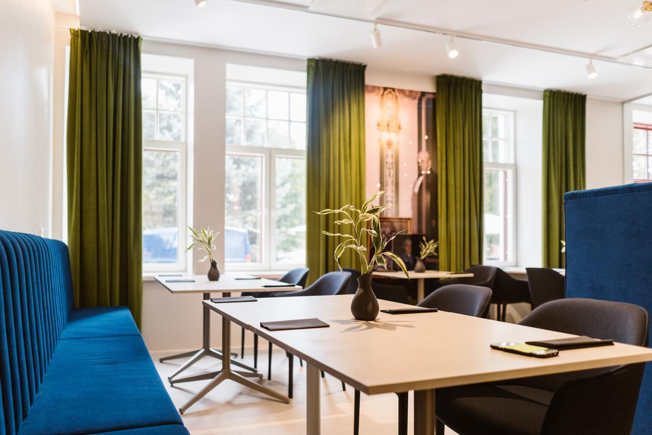Park Hotel Viljandi Экстерьер фото
