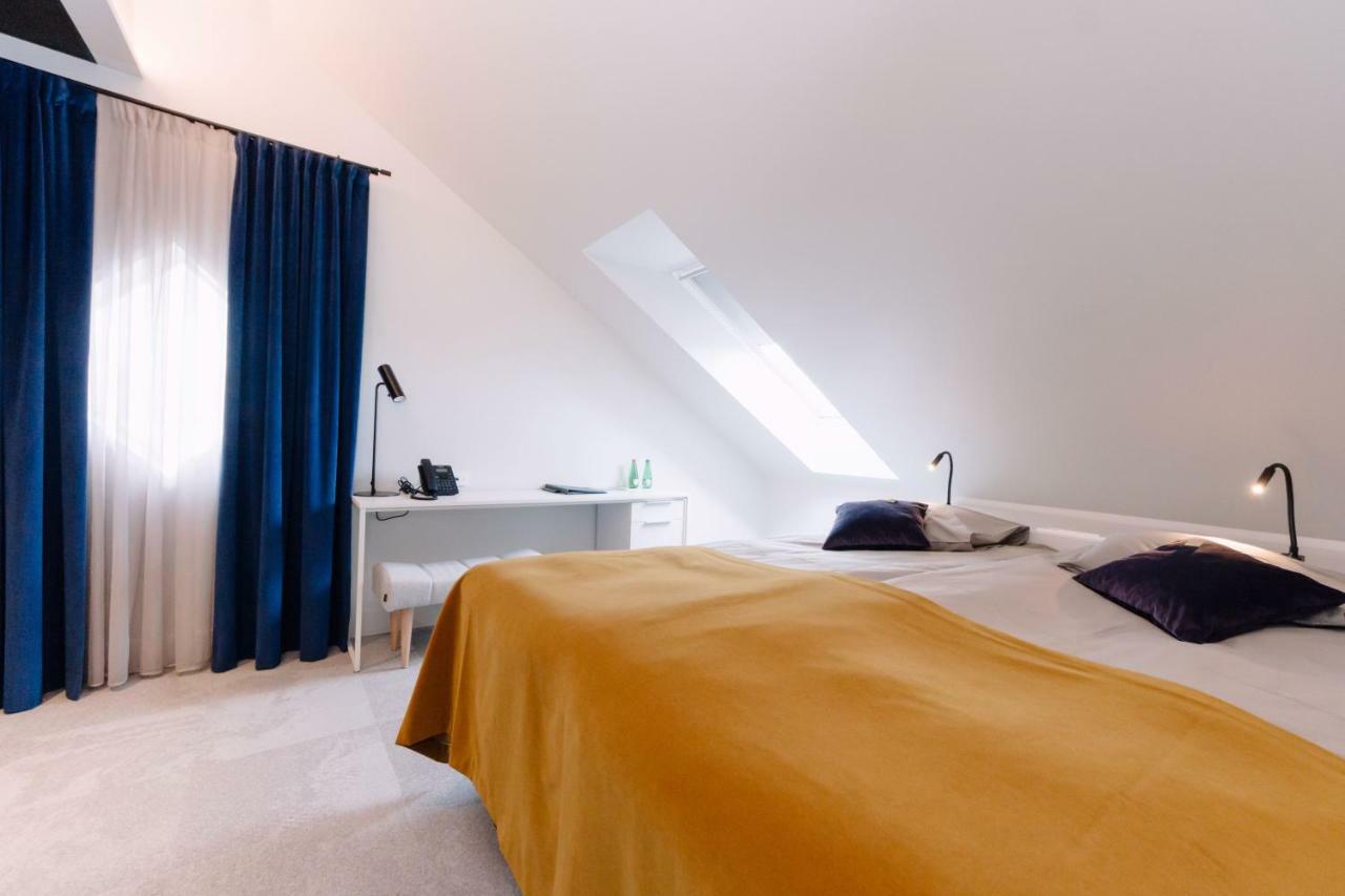 Park Hotel Viljandi Экстерьер фото