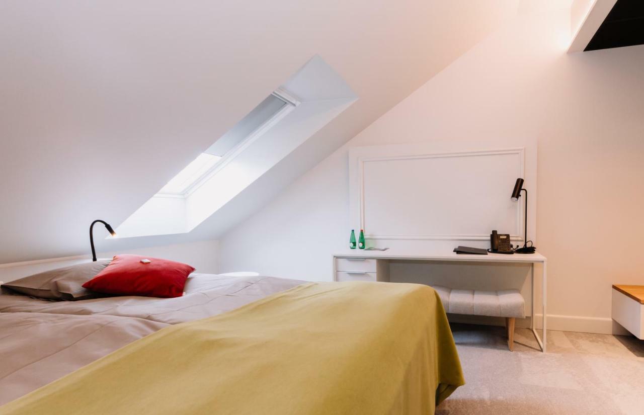 Park Hotel Viljandi Экстерьер фото